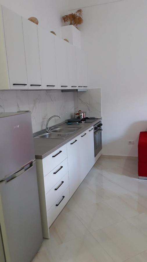 Fredi Apartament Orikum